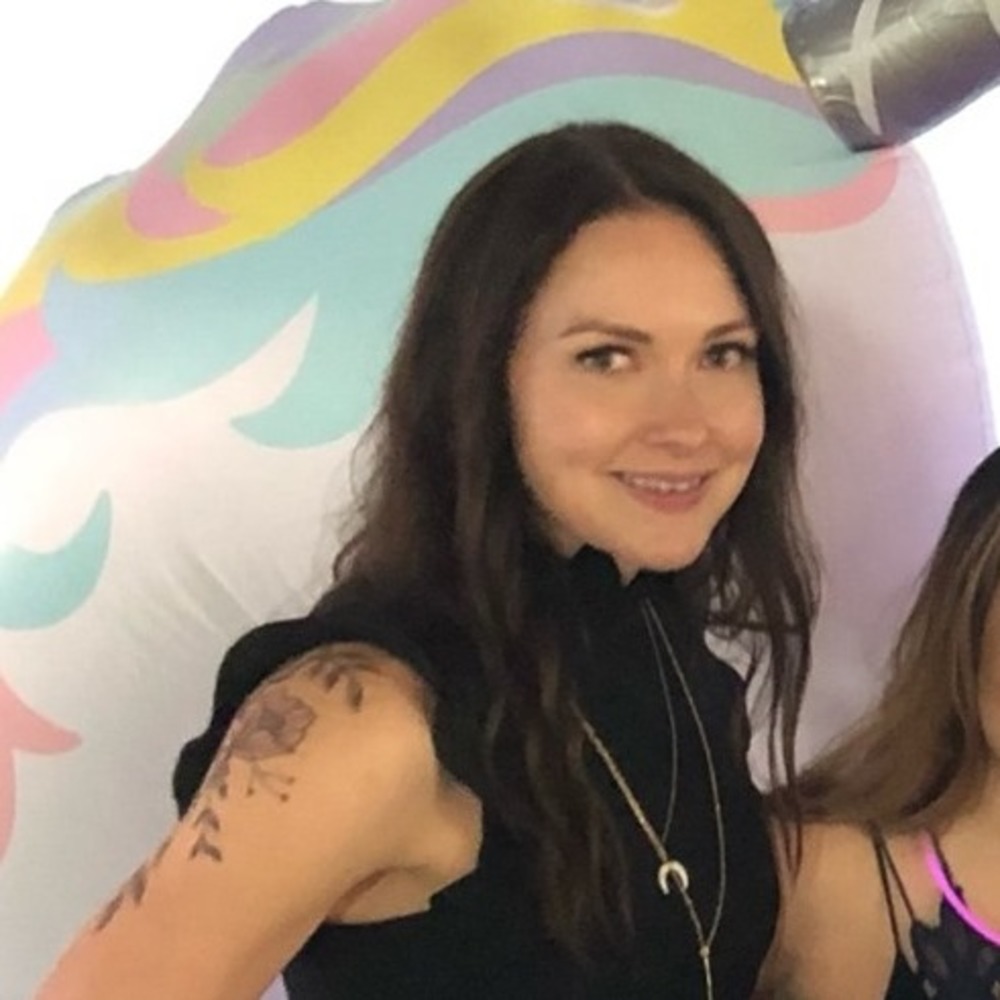 Meet your Posher, Samantha